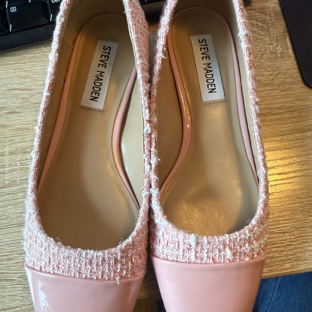 Steve Madden Pink Tweed Flats
